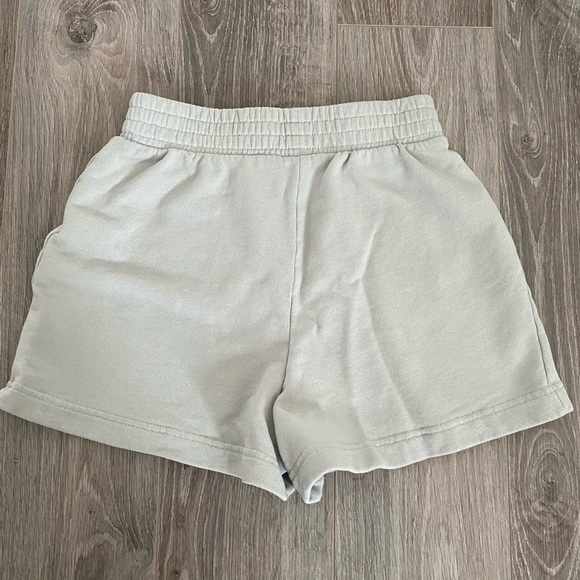 High waisted sweat shorts - Picture 5 of 6